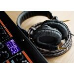ROLAND RH 200 HEADPHONES 03