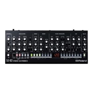 ROLAND SE 02 ANALOG SYNTHESIZER 01 ROLAND SE 02 ANALOG SYNTHESIZER 01